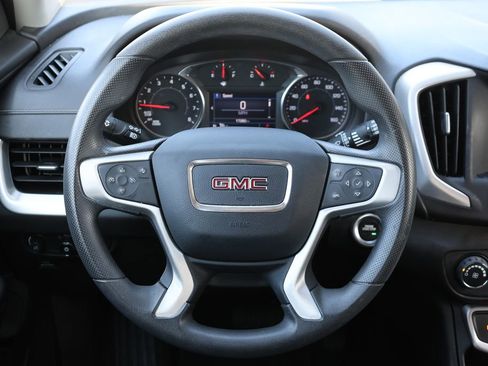 Used 2023 GMC Terrain SLE image 13