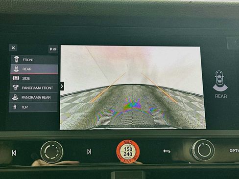 New 2026 Porsche Macan AWD/4WD image 19