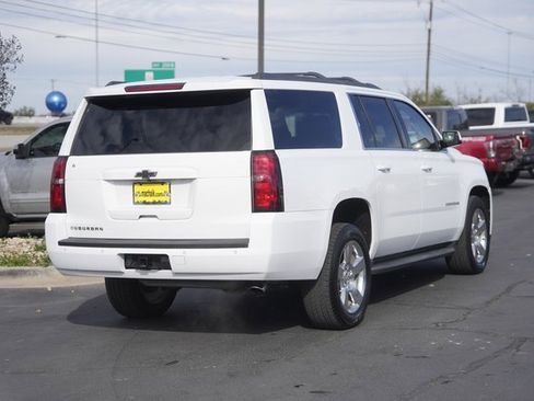 Used 2018 Chevrolet Suburban LS image 6