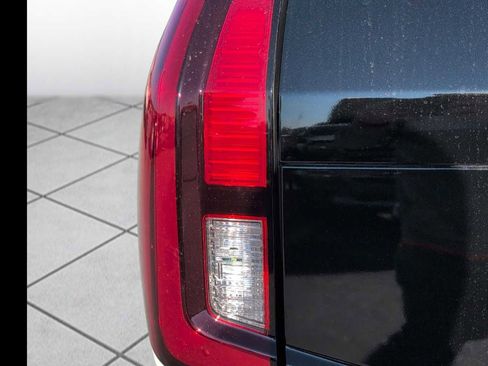 New 2025 Ford Expedition Max Active image 16