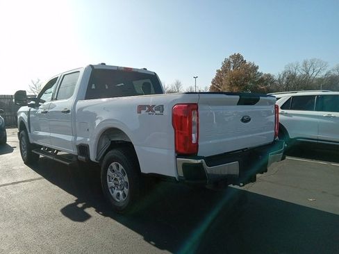 Used 2024 Ford F250 XLT w/ FX4 Off-Road Package image 5