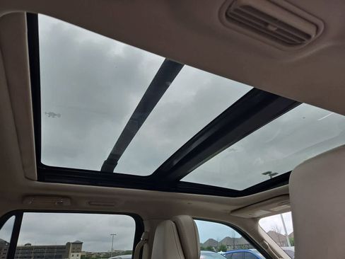 Used 2019 Lincoln Navigator Reserve AWD/4WD image 20