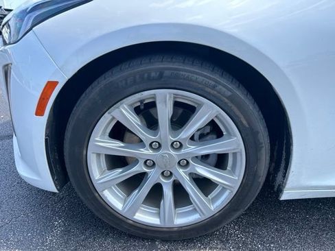 Used 2023 Cadillac CT5 Luxury w/ Sun And Sound Package RWD image 9