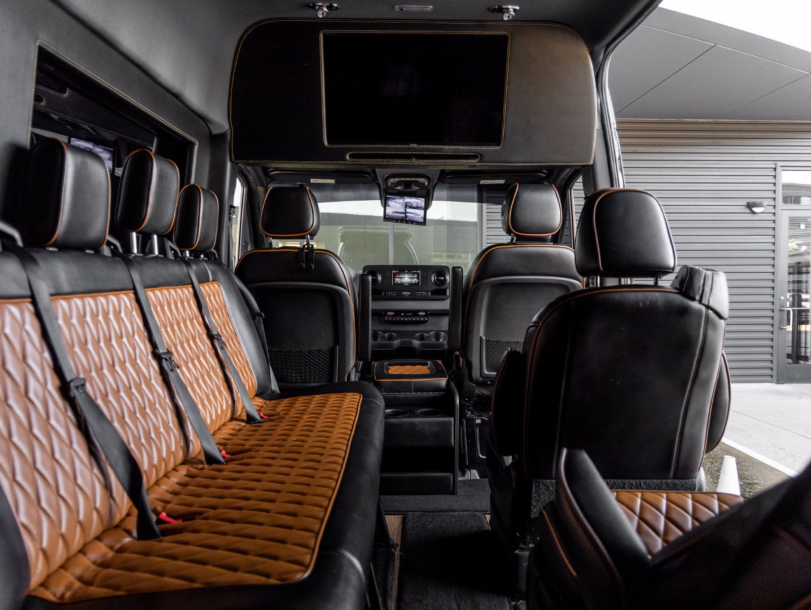 Used 2019 Mercedes-Benz Sprinter 2500 image 34