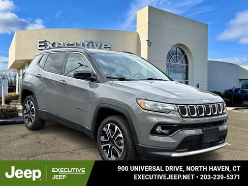 Used 2024 Jeep Compass Limited AWD/4WD image 1