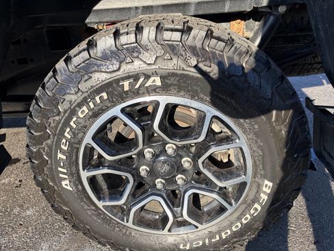 Used 2023 Ford F150 XLT w/ Equipment Group 302A High image 12