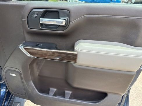Used 2021 Chevrolet Silverado 1500 LT Trail Boss w/ Convenience Package II AWD/4WD image 27