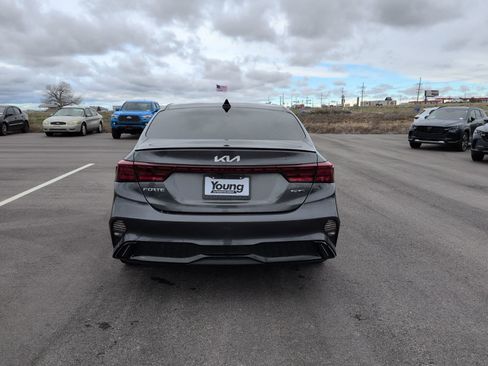 Used 2022 Kia Forte GT-Line w/ GT-Line Premium Package image 6