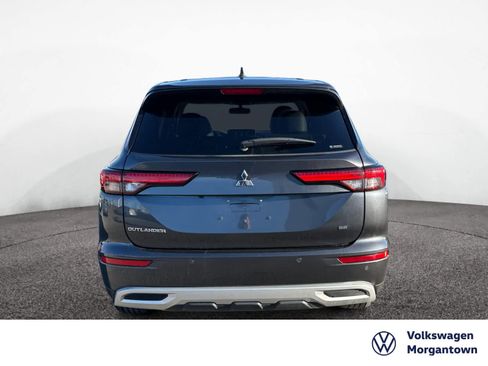 Used 2024 Mitsubishi Outlander SE image 4