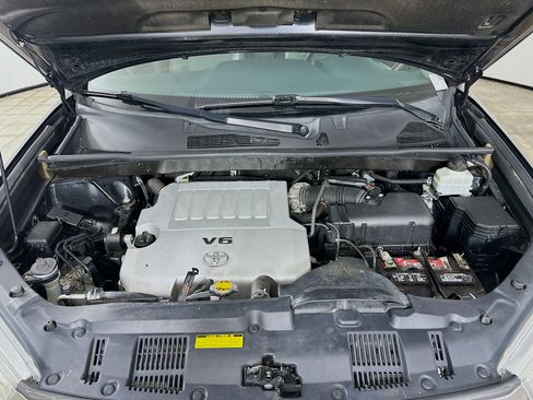 Used 2013 Toyota Highlander Limited AWD/4WD image 36