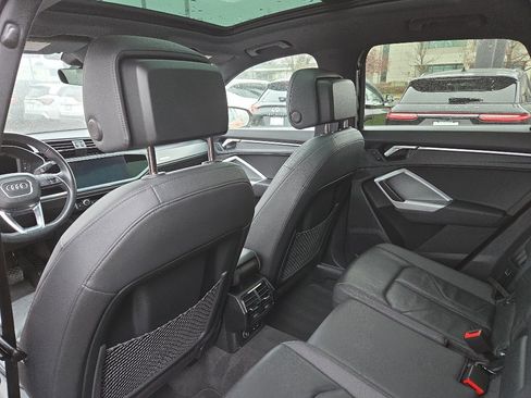 Used 2022 Audi Q3 2.0T Premium image 17