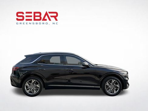 Used 2022 Genesis GV70 2.5T w/ Advanced Package AWD/4WD image 10