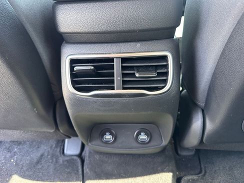 Certified 2023 Hyundai Santa Fe SEL image 19