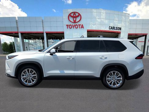 Certified 2025 Toyota Grand Highlander AWD image 7