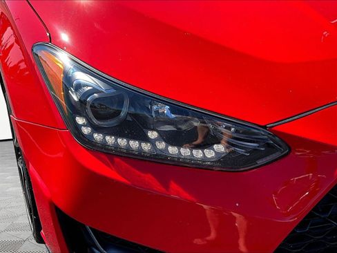 Used 2022 Hyundai Veloster N FWD image 31