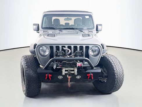 Used 2021 Jeep Gladiator Rubicon w/ Cold Weather Group AWD/4WD image 2