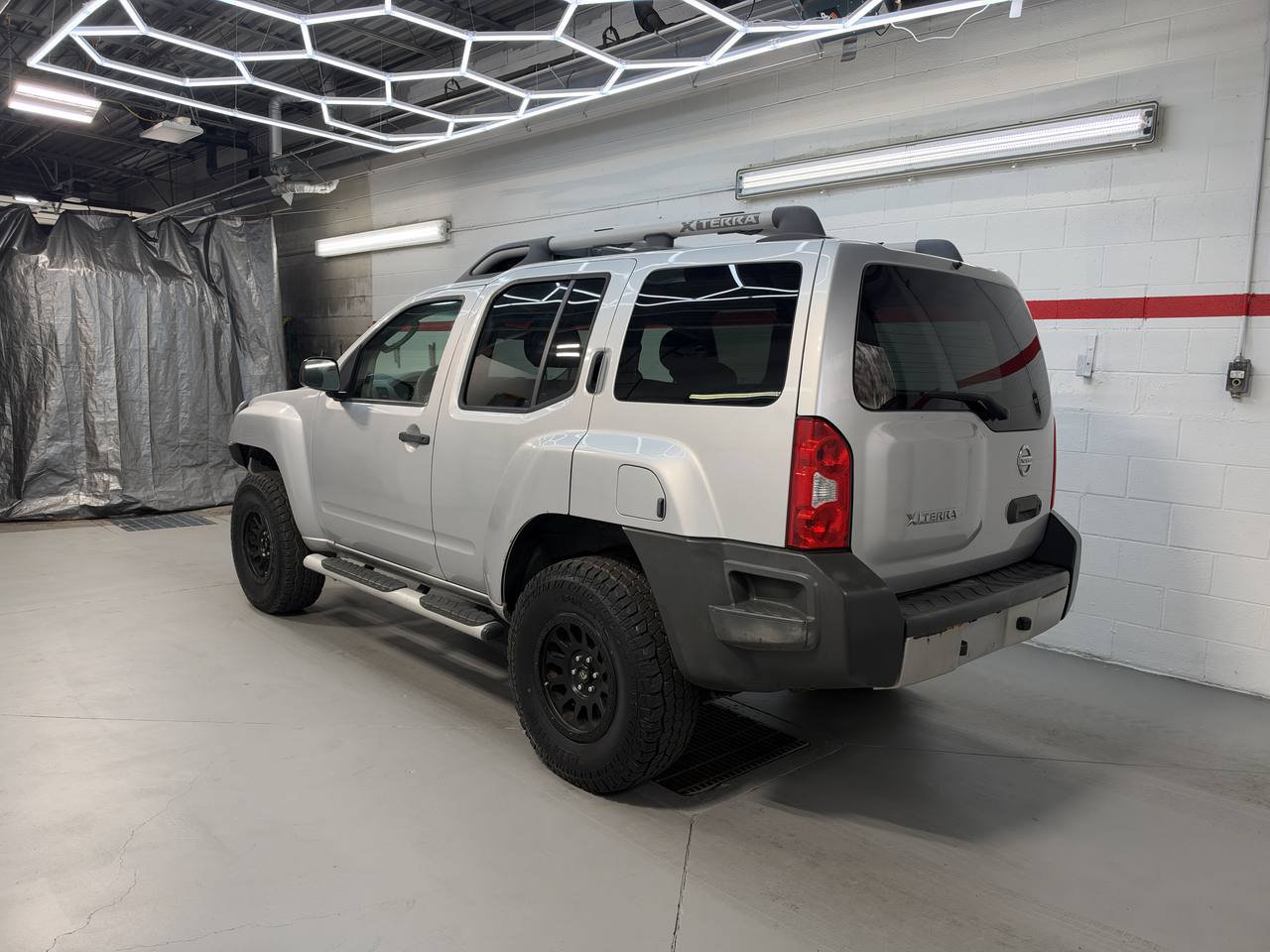 Used 2009 Nissan Xterra S AWD/4WD image 3
