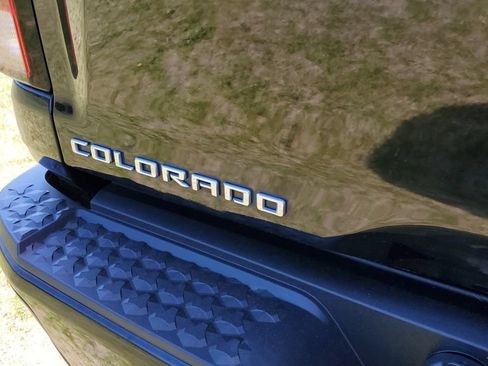 Used 2023 Chevrolet Colorado Z71 w/ Z71 Convenience Package 2 AWD/4WD image 30