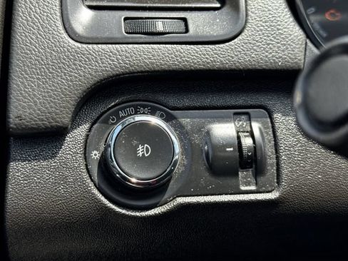 Used 2011 Buick Regal CXL w/ RL4 Preferred Equipment Group FWD image 15