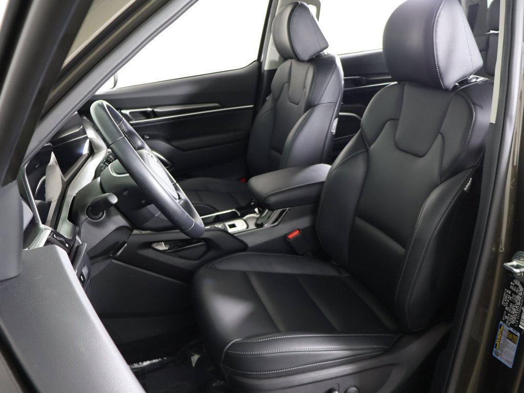 Certified 2025 Kia Telluride S FWD image 34