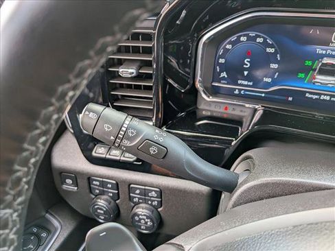 Certified 2024 Chevrolet Silverado 1500 High Country w/ High Country Premium Package AWD/4WD image 14