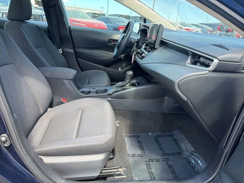 Used 2024 Toyota Corolla LE FWD image 30