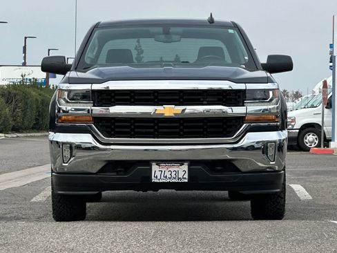 Used 2018 Chevrolet Silverado 1500 LT w/ All Star Edition image 11