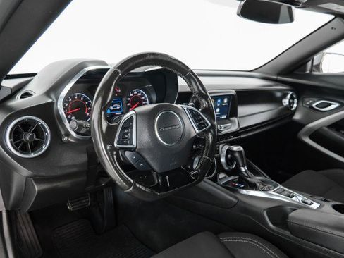 Used 2019 Chevrolet Camaro LT RWD image 12