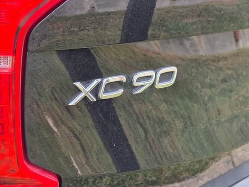 Used 2019 Volvo XC90 T5 Momentum AWD/4WD image 11