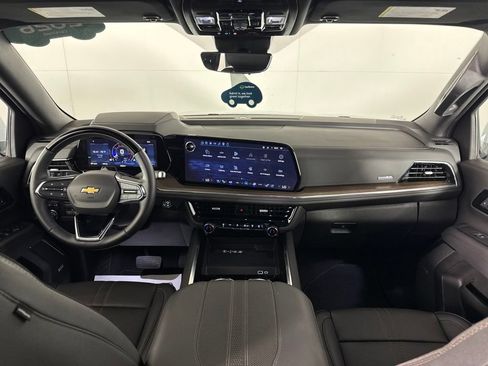 Certified 2026 Chevrolet Suburban High Country AWD/4WD image 48