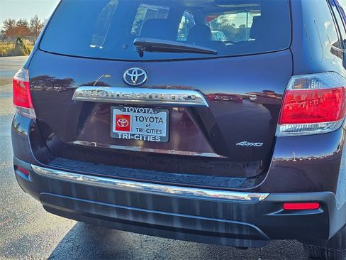 Used 2013 Toyota Highlander Limited image 13