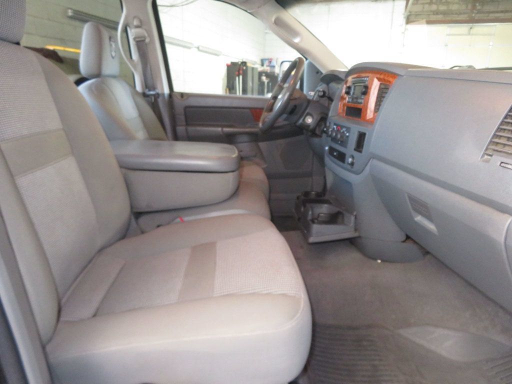 Used 2006 Dodge Ram 2500 Truck SLT w/ Quad Cab Big Horn Value Group AWD/4WD image 33