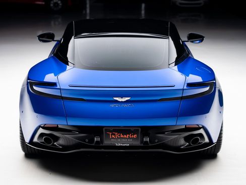 Used 2020 Aston Martin DB11 AMR image 28