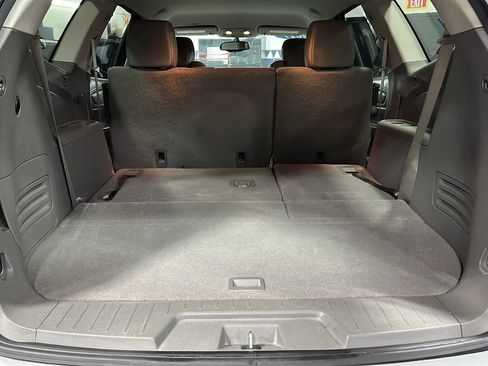 Used 2017 Chevrolet Traverse LS image 15