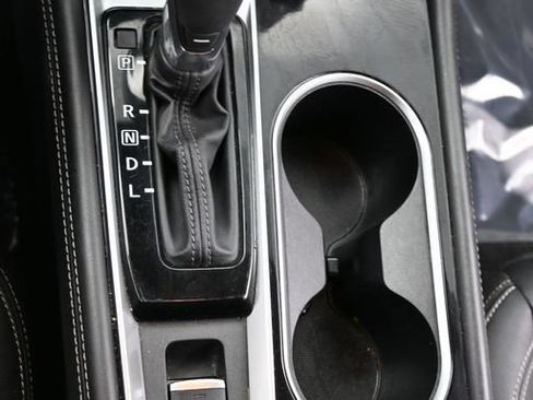Used 2022 Nissan Altima 2.5 SL FWD image 16