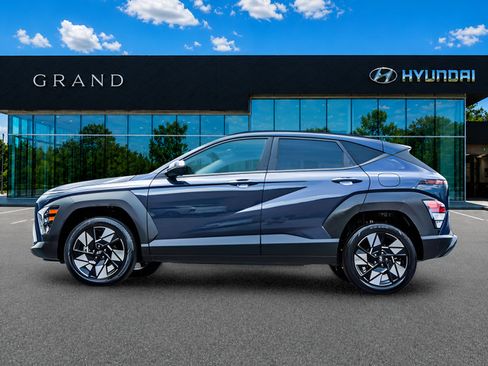 Used 2024 Hyundai Kona SEL AWD/4WD image 3