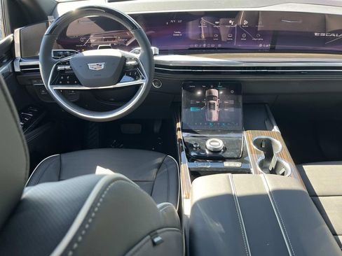 New 2026 Cadillac Escalade Luxury w/ Touring Package image 13