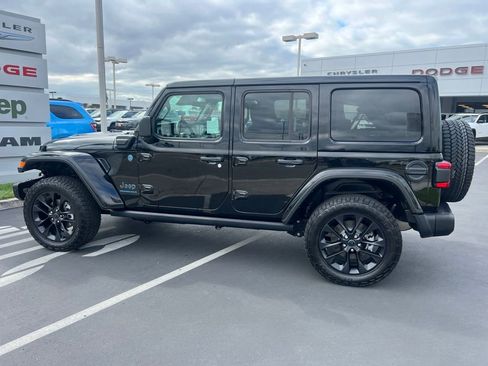 Used 2025 Jeep Wrangler Backcountry 4xe AWD/4WD image 20