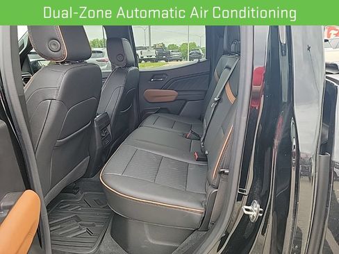 Used 2023 GMC Canyon AT4 w/ AT4 Premium Package AWD/4WD image 24