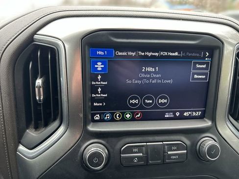 Used 2019 Chevrolet Silverado 1500 RST image 17