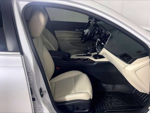 Used 2023 Cadillac CT4 Luxury w/ Sun And Sound Package AWD/4WD image 9