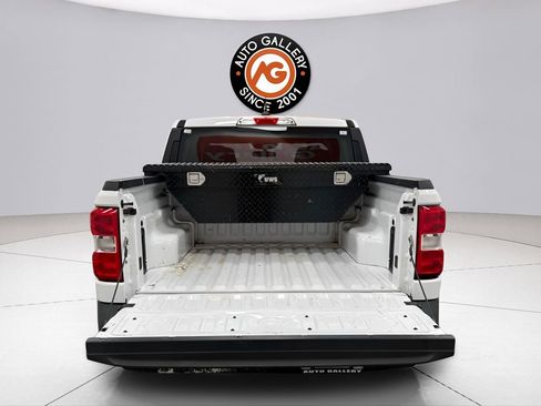 Used 2022 Ford Maverick XL FWD image 3