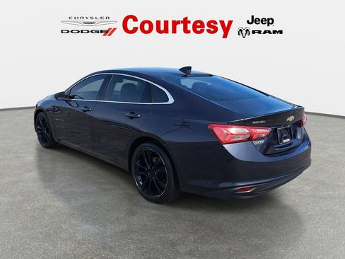 Used 2023 Chevrolet Malibu LT w/ Driver Confidence Package FWD image 4