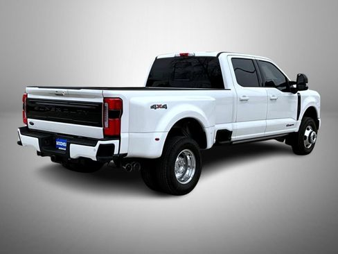 Used 2026 Ford F350 Platinum image 5