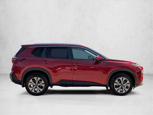 Used 2022 Nissan Rogue SV w/ SV Premium Package AWD/4WD image 4