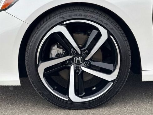 Used 2019 Honda Accord Sport image 24