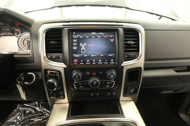 Used 2018 RAM 1500 Big Horn AWD/4WD image 22