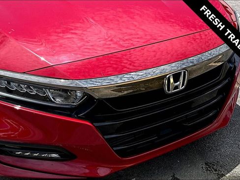 Used 2018 Honda Accord Sport image 32