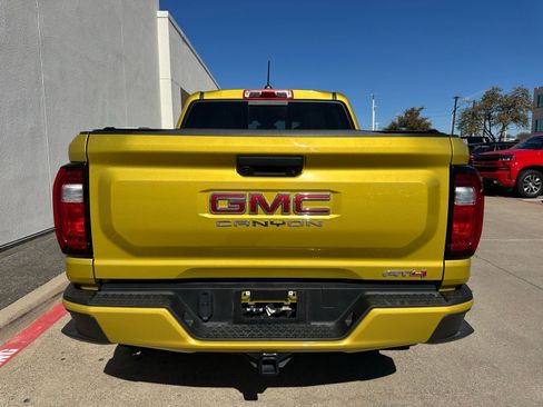 Used 2023 GMC Canyon AT4 image 7