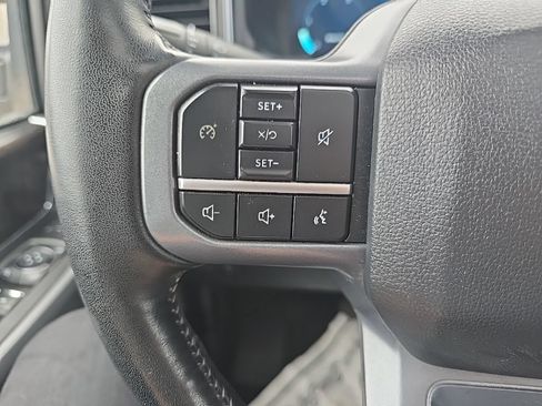 Used 2024 Ford F250 Lariat w/ Sport Appearance Package AWD/4WD image 17